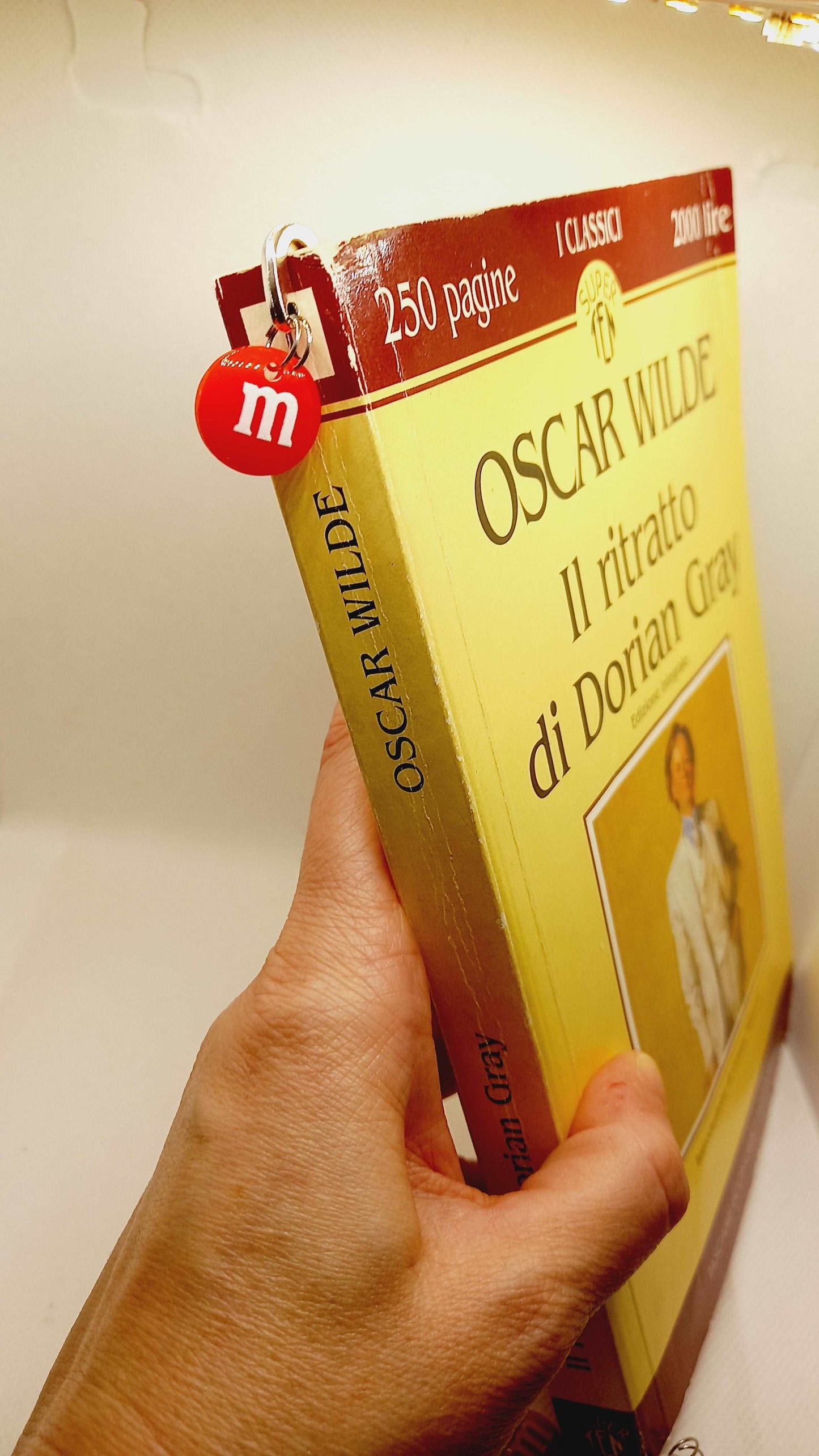 segnalibro con ciondolo cioccolatino emenes