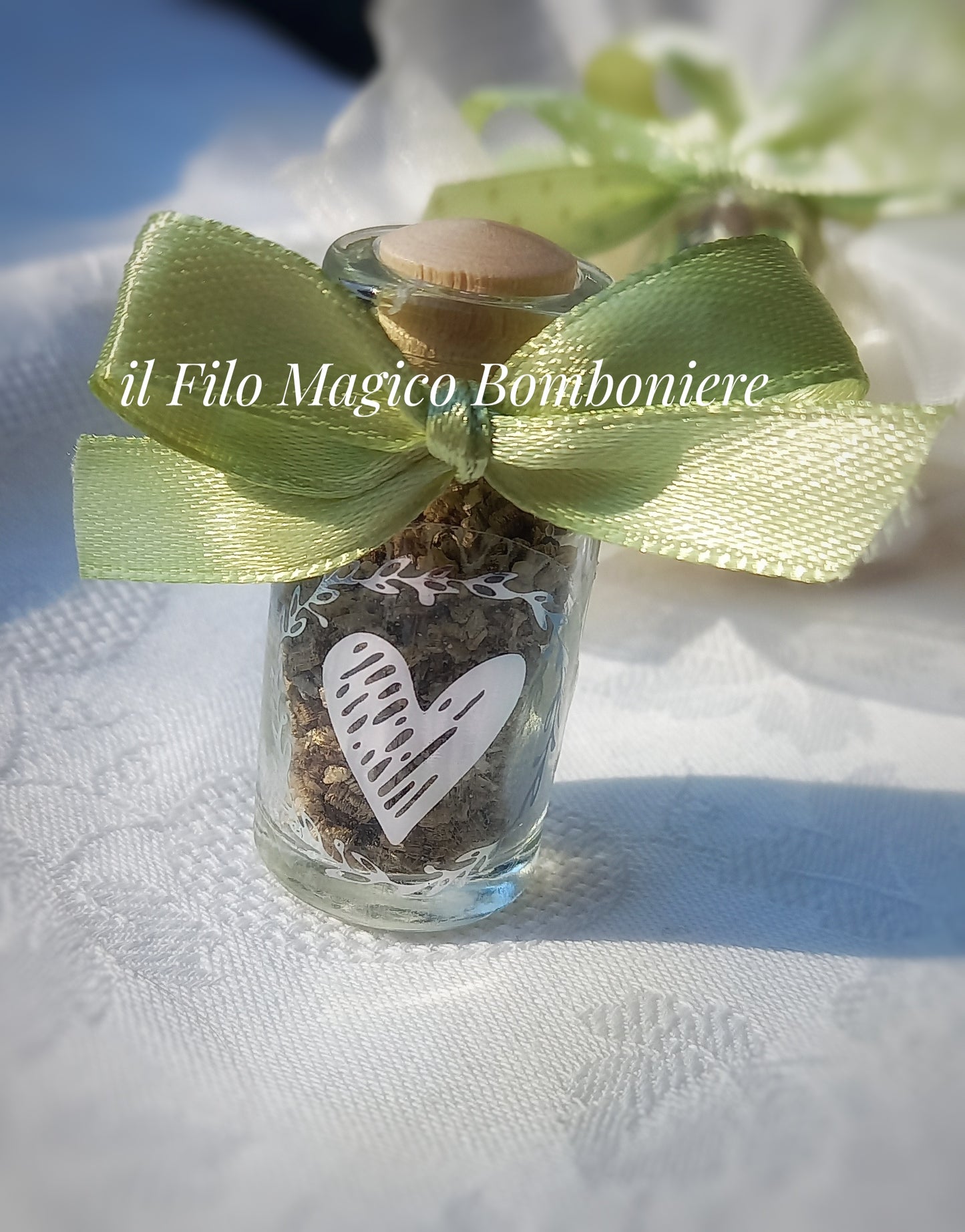 Idea regalo per eventi con semi di fiori e confetti