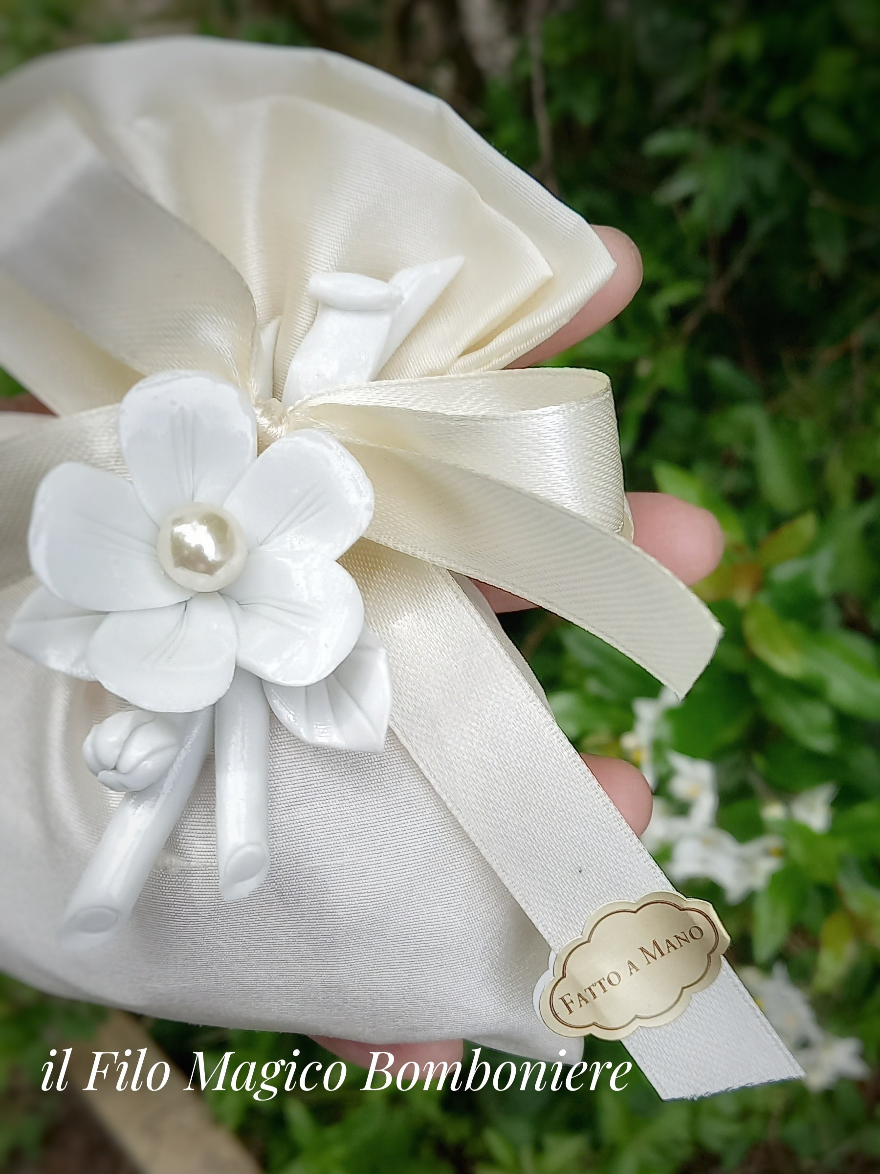 Bomboniera matrimonio o comunione con confetti e bigliettino personalizzato
