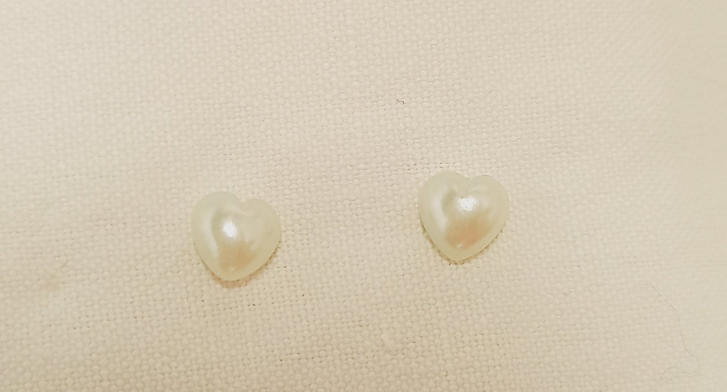 orecchini in argento 925 con perlina a forma di cuore 